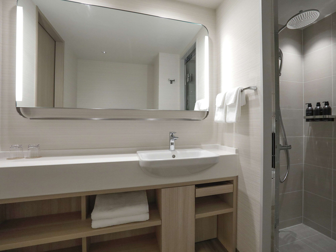 Bathroom 5, Hyatt Place Kyoto, Kyoto
