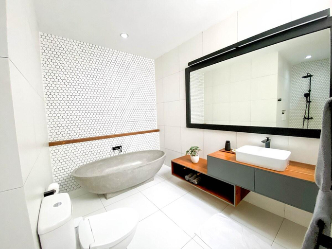 Bathroom 2, Nika Indi - 2 BR Villa with Pool at Sanur Beach, Denpasar