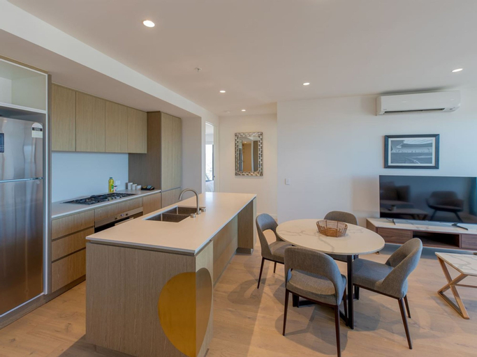 Dining Room 9
