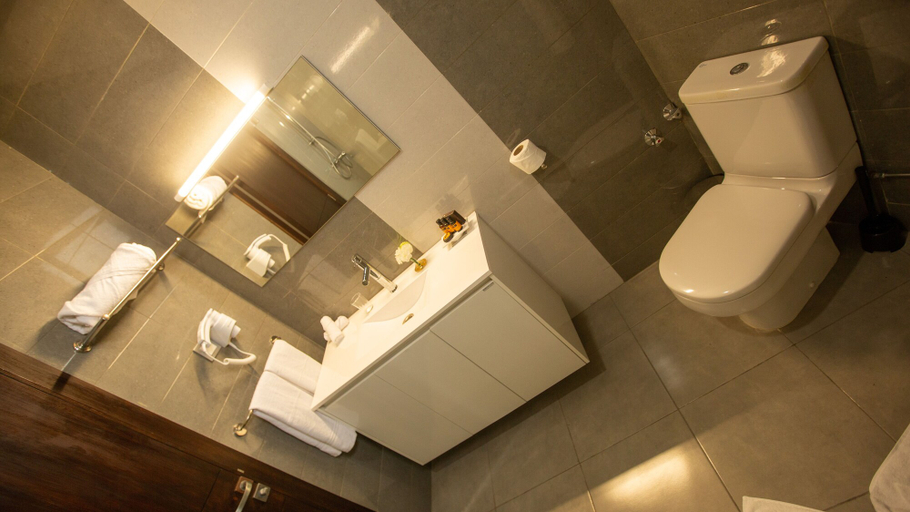 Bathroom 4, Fourteen Hotel Ain Sebaa, Casablanca