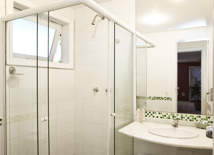 Bathroom 4, Bon Bini Pousada, Armação dos Búzios