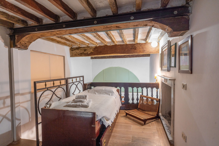 Room 4, Palazzo Danesi, Siena