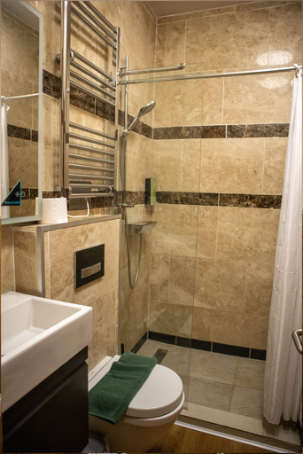 Bathroom 3, Berkley Aparthotel, London