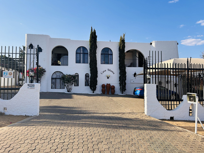 Exterior & Views 2, Casa Blanca Boutique Hotel Pension, Windhoek West