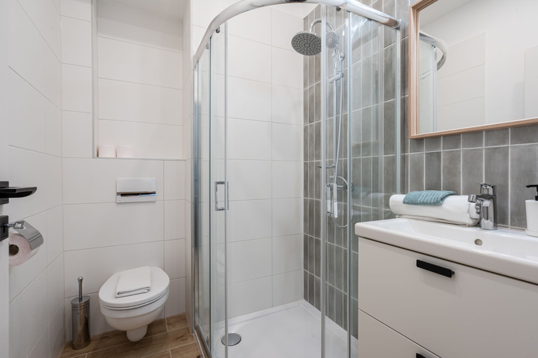 Bathroom 2, N36- Boutique Apartments By BQA, Budapesti