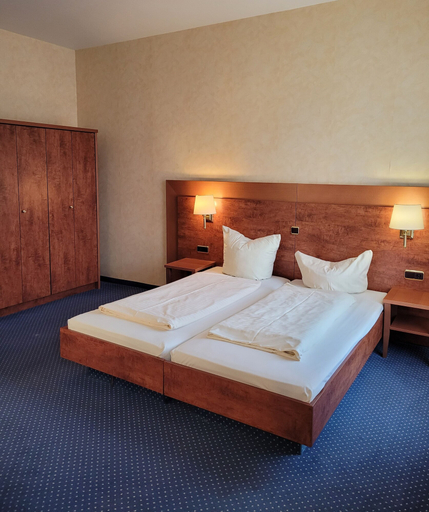 Bedroom 3, Hotel Wissers, Ostholstein