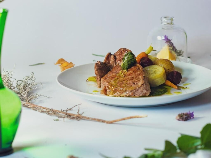 Food & Drinks 5, Cussonia Country Home, City of Tshwane