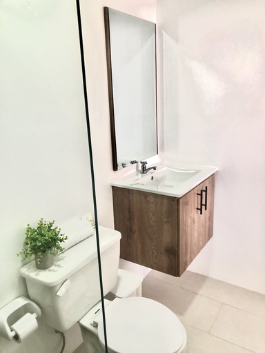 Bathroom 4, Hotel playas, Pedernales
