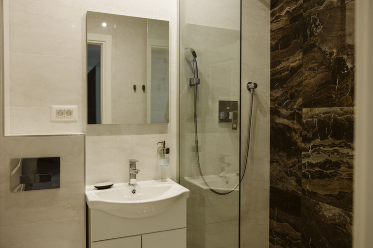 Bathroom 3, Dec Apartments, Municipiul Bucuresti