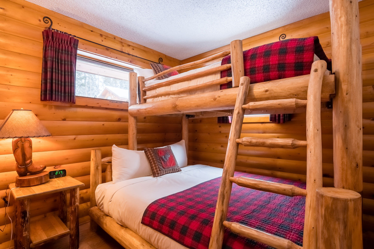 Bedroom 3, Baker Creek By Basecamp, Division No. 15
