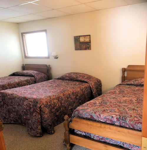 Bedroom 2, Clear Lake Resort, Ogemaw