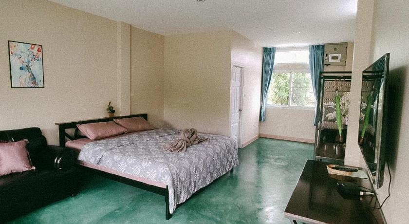 Bedroom 2, Baansuanklaikrung Bangkachao, Phra Pra Daeng