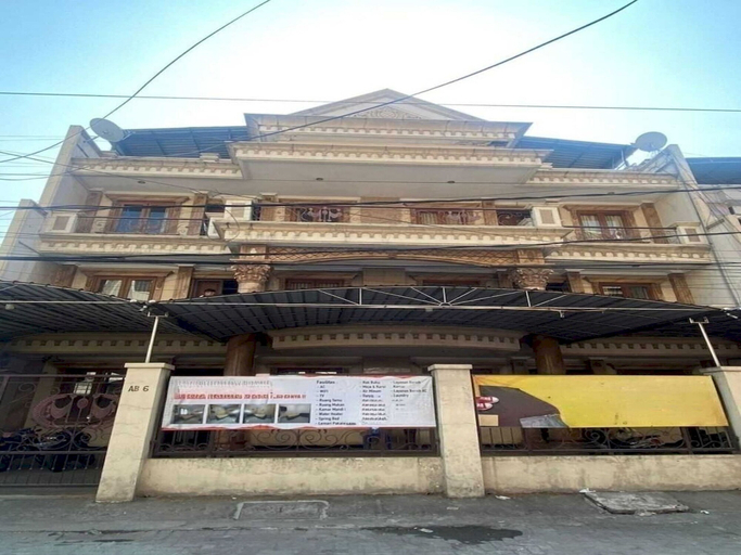 Exterior & Views, OYO Life 93202 Pentagon Homestay Syariah, Surabaya