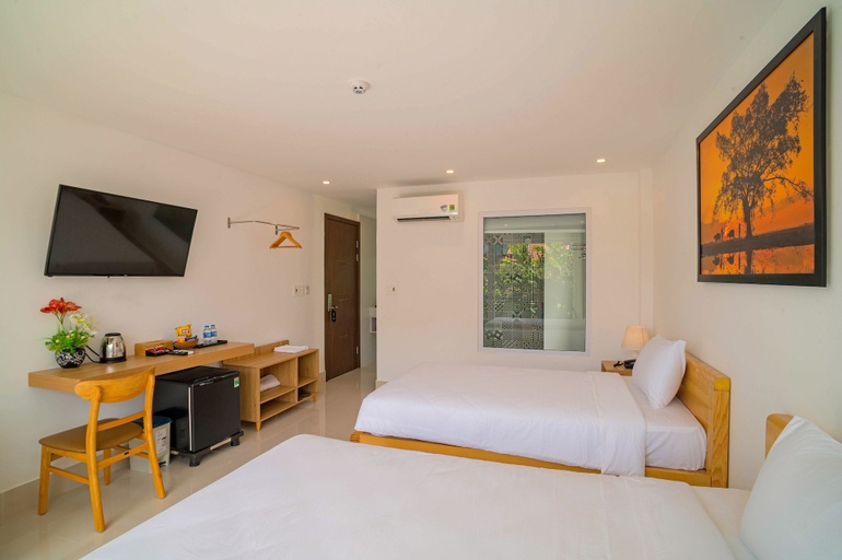 Bedroom 3, White House Central Villa, Da Nang
