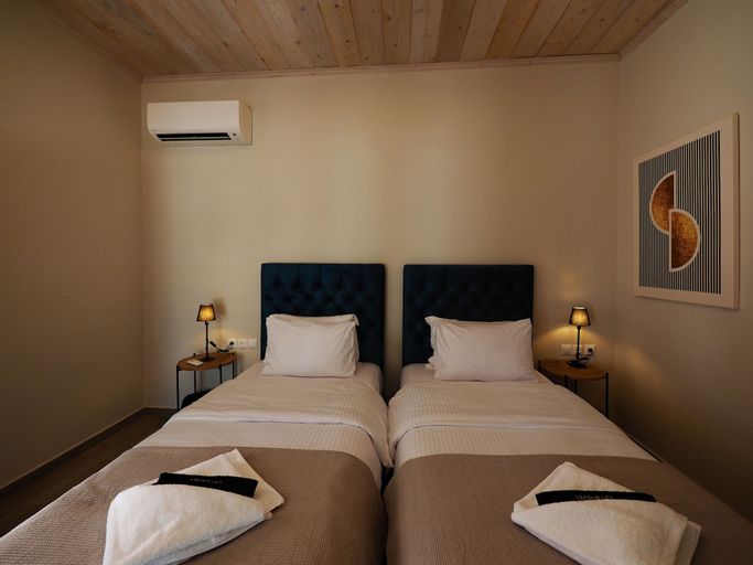 Bedroom 4, terra di pietra, Peloponnese