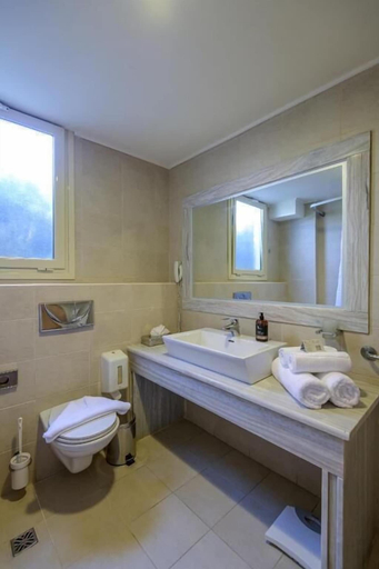 Bathroom 5, Natura Park Village Hotel & Spa, South Aegean
