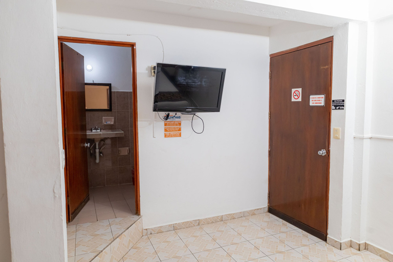 Others 5, Hotel Las Palmas Cancun Centro, Isla Mujeres