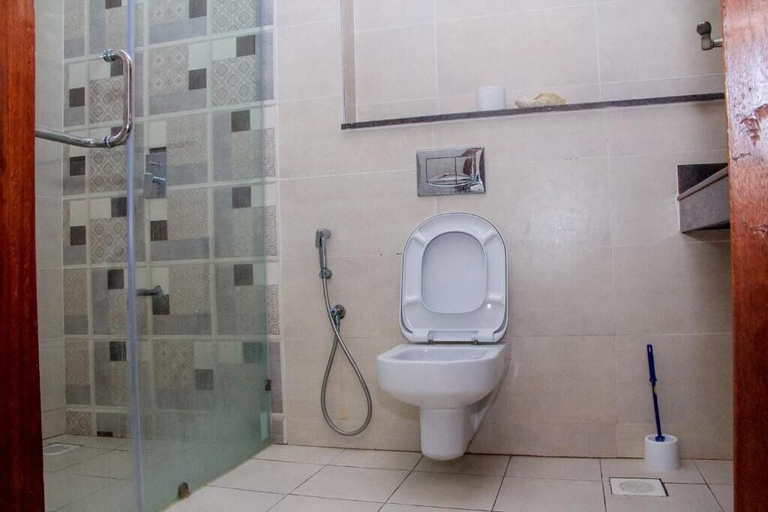 Bathroom 3, Lux Suites Antalyia Apartments, Nyali