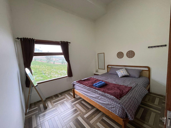 Bedroom 2, Senja Villa Dieng 4 Rooms with the View (SYARIAH), Banjarnegara