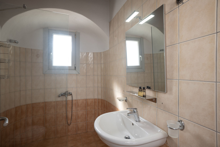 Bathroom 3, Mykonos Stylish Ivory Apt w Shared Pool, South Aegean