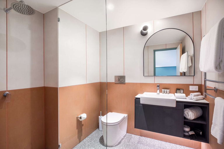Bathroom 4, Nightelier Mitchelton The Brook, Mitchelton