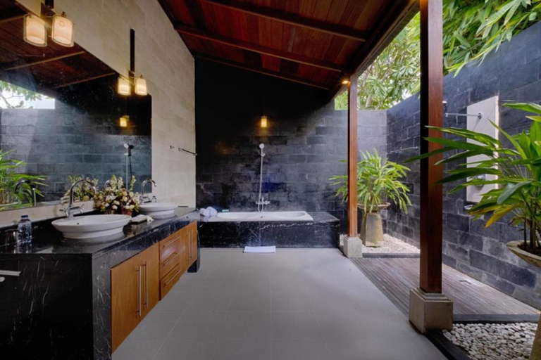 Bathroom, Sahara 6BR Private Pool Villa #Z92, Gianyar