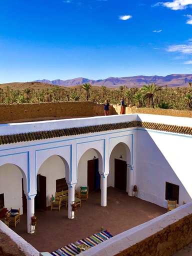 Others 5, Riad Bounaylat, Tata