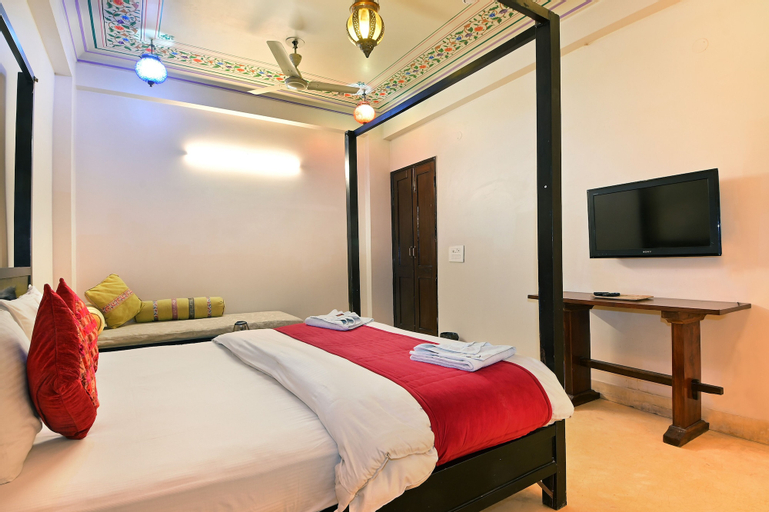 Bedroom 24