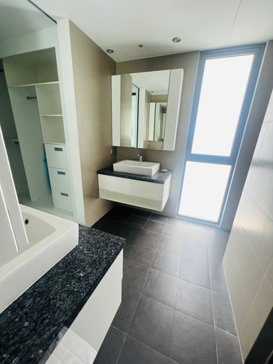 Bathroom 4, Twin Sands Resort Penthouse, Pulau Phuket