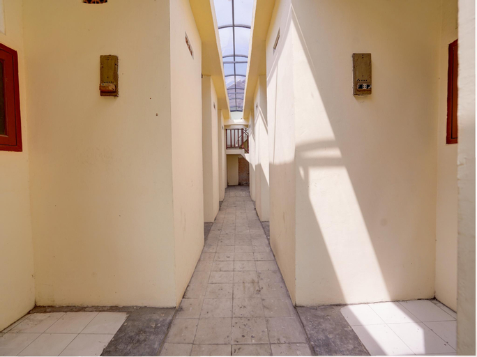 Public Area 2, SPOT ON 92902 Sunyoto Homestay Syariah, Kampar