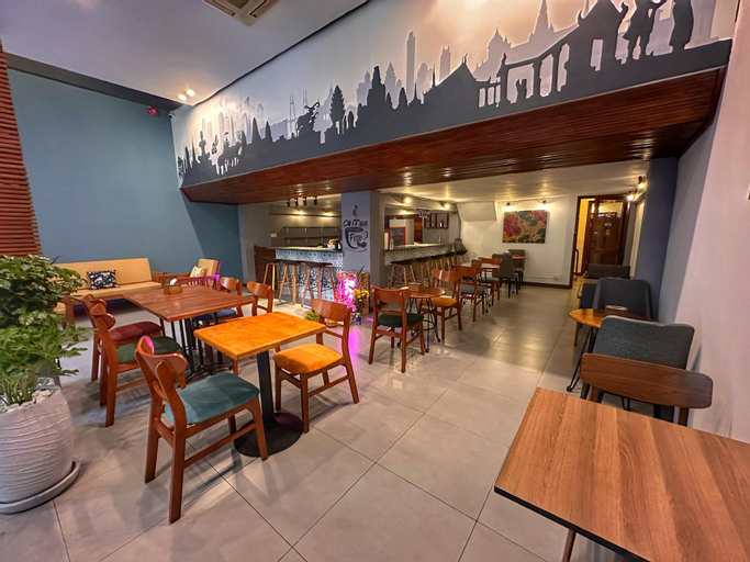 Food & Drinks 5, Monsoon Riverside Hotel, Phnom Penh