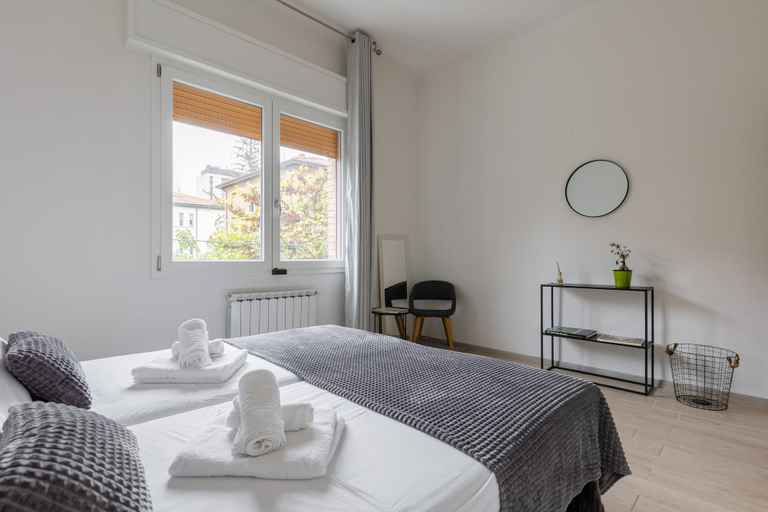 Bedroom 4, Bologna Suite, Bologna