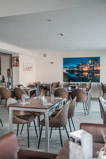 Food & Drinks 5, Brit Hotel Confort Saint-Lô, Manche
