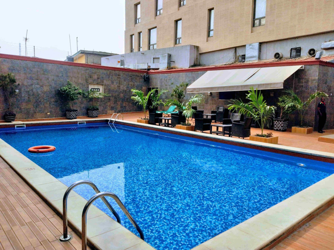 Sport & Beauty 2, Airport Golden Tulip Hotel., Mushin