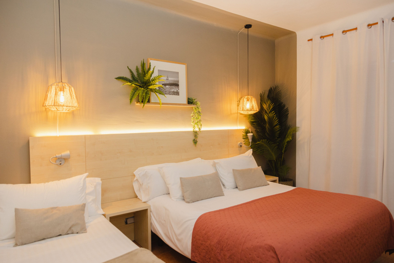 Bedroom 3, Hotel Bell Repos, Girona