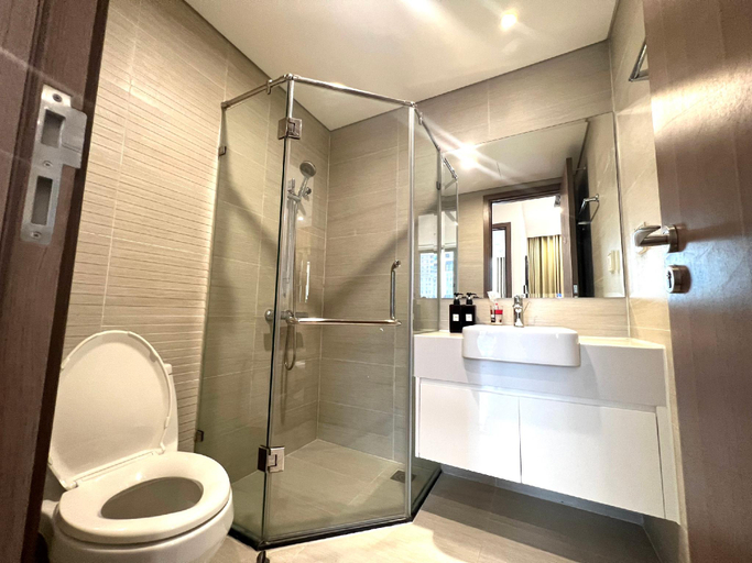 Bathroom 5, 2Br apartment vinhomes skylake, Từ Liêm