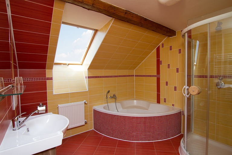 Bathroom 5, Wellness Hotel Kocanda, Děčín