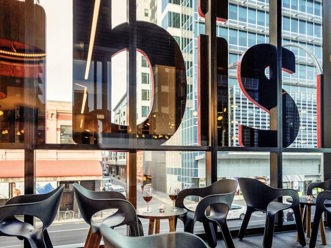 Restaurant 6