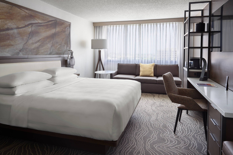 Bedroom 3, Marriott Tampa Westshore, Hillsborough