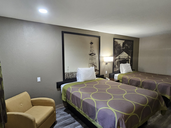 Bedroom 3, Super 8 by Wyndham Buffalo, Leon