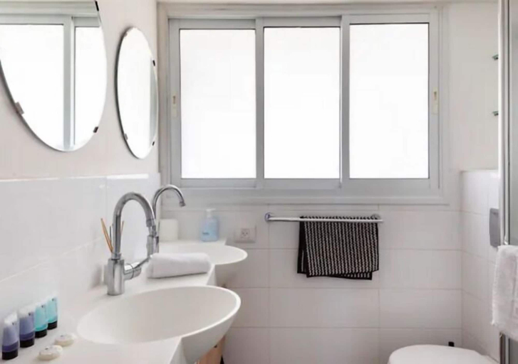 Bathroom, Amazing Sea View 3 BR APT Iconic Tower