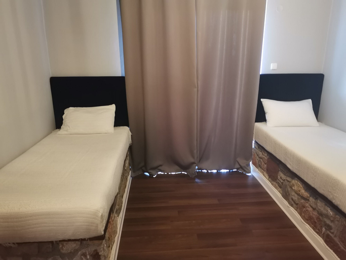 Bedroom 3, Ataviros Hotel, South Aegean