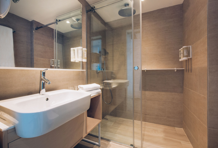Bathroom 5, Iberostar Waves Herceg Novi -All Inclusive, Konavle