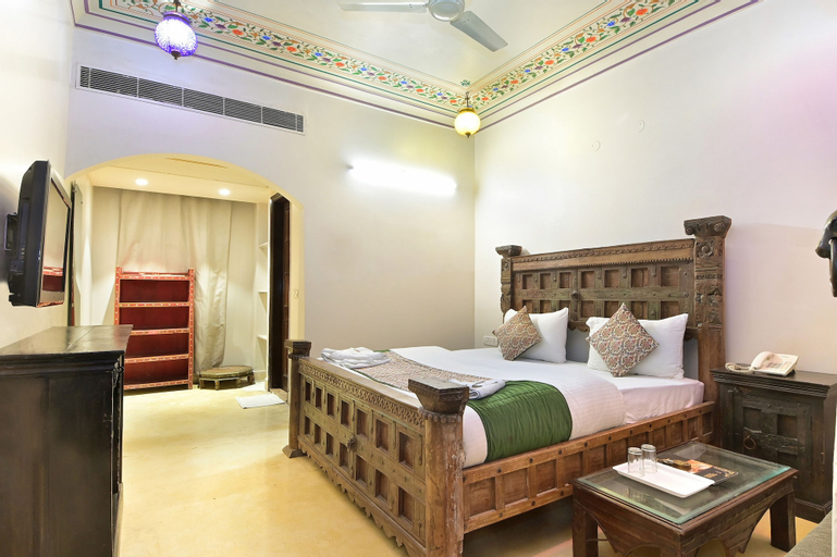 Bedroom 13