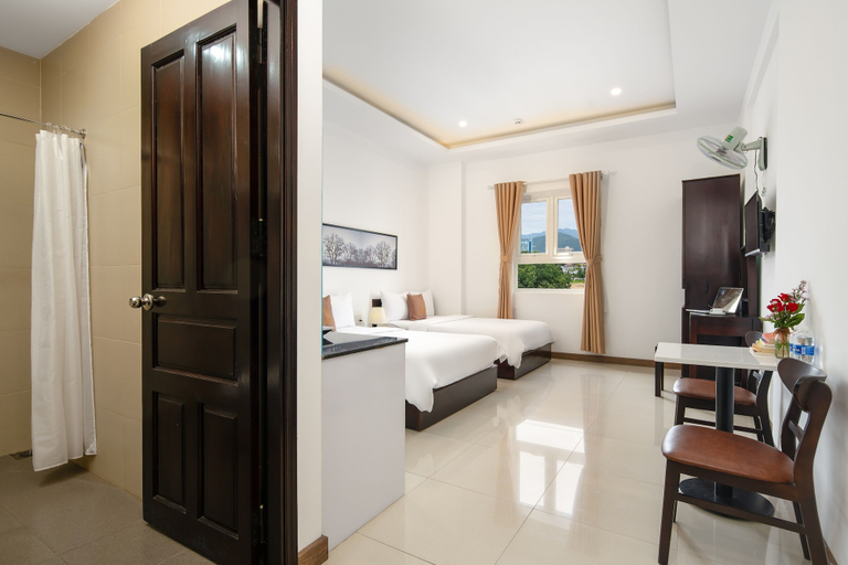 Bedroom 4, Phuong Dong Hotel & Apartment, Qui Nhơn