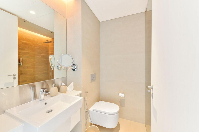 Bathroom 4, Most beautiful 3BR Apt in BLUEWATERS ISLAND, DUBAI, Dubai