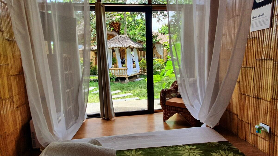 Bedroom 2, The Farm Shack Villas: Heart, Amadeo