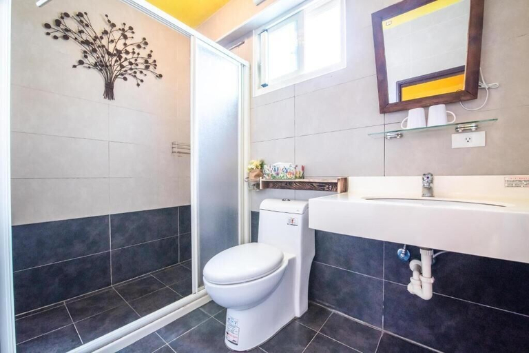 Bathroom 4, Cat Sky Country Homestay, Yilan