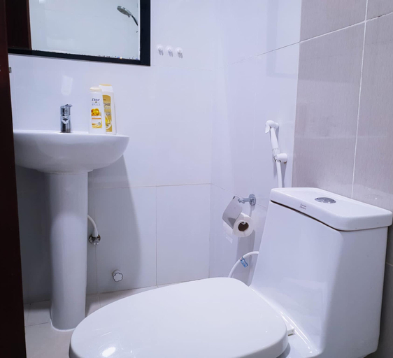 Others 5, Reef Guest House, Malé
