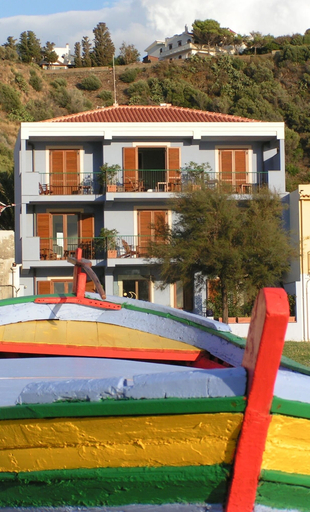 Exterior & Views 2, Esperia, Messina